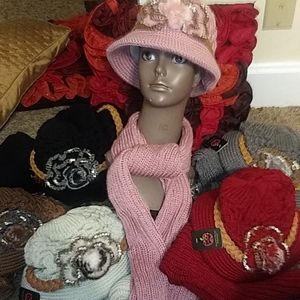 Embellished, leather trim Hat & scarf set